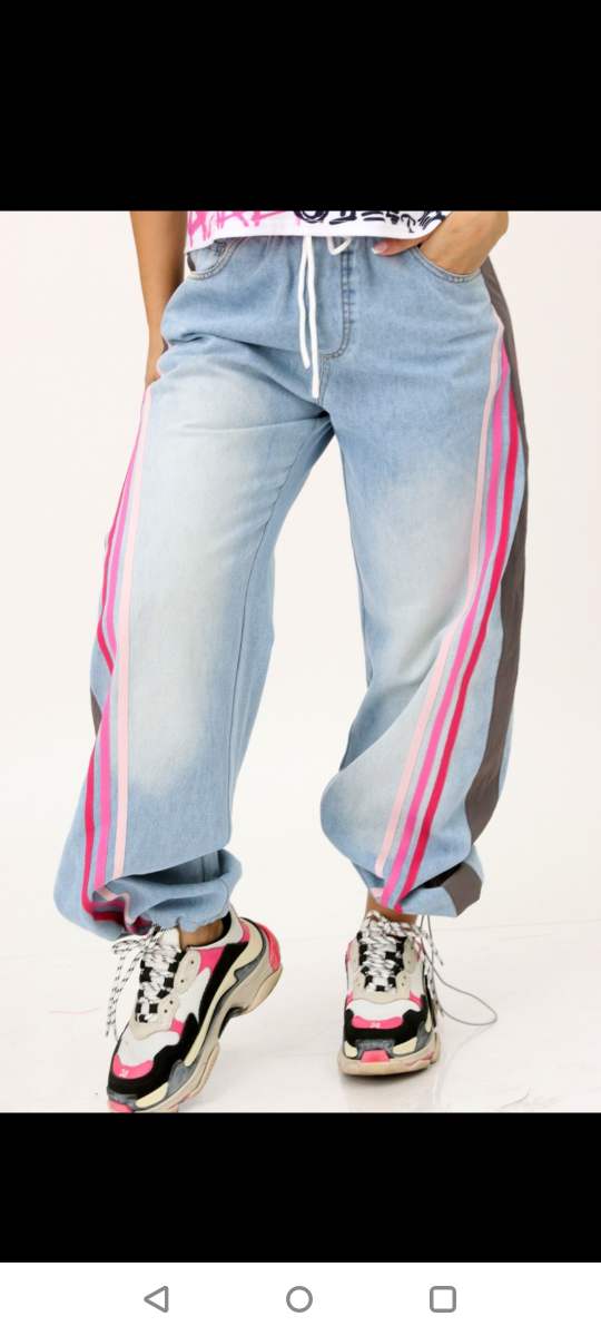 Pretty & Pink Strip Jeans