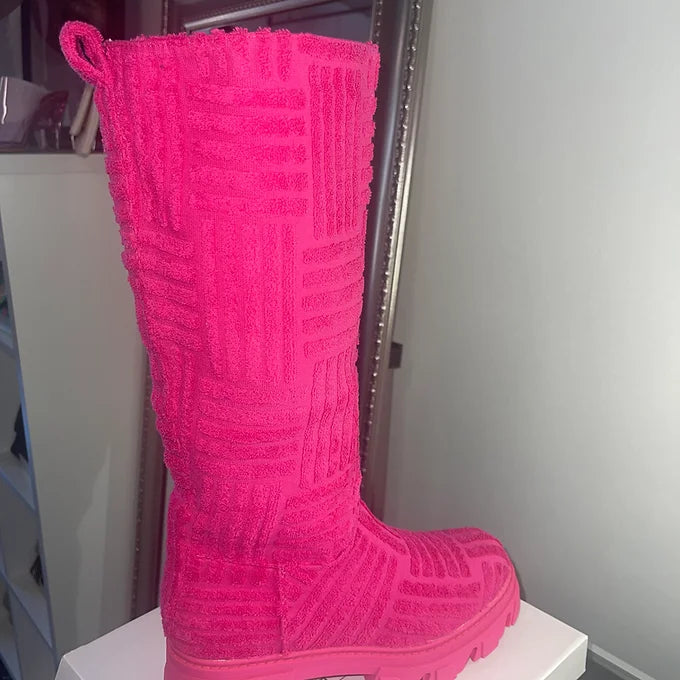 Mega World Boots ⎮ Fuchsia