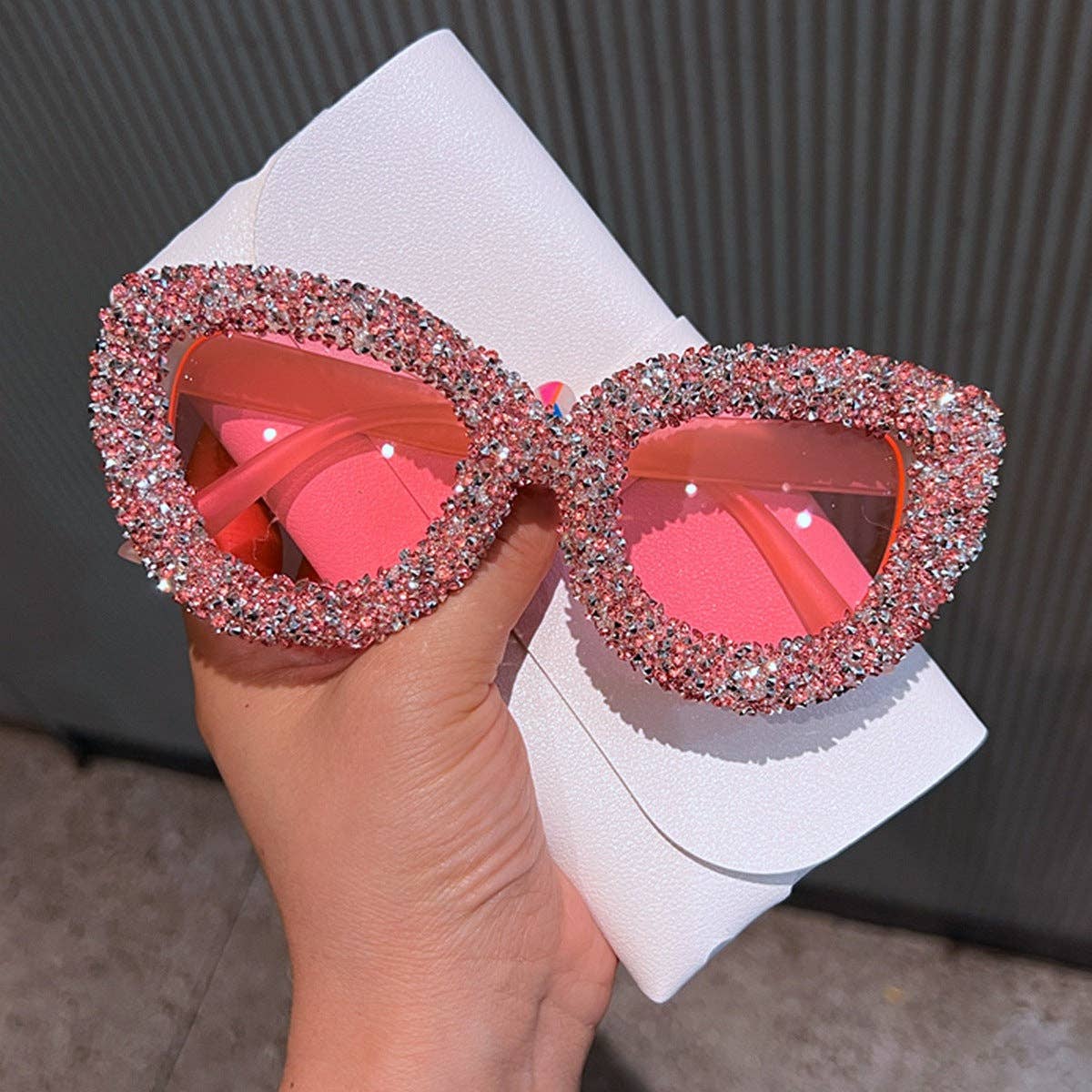 Trendy Cat Eye Sunglasses With Rhinestones