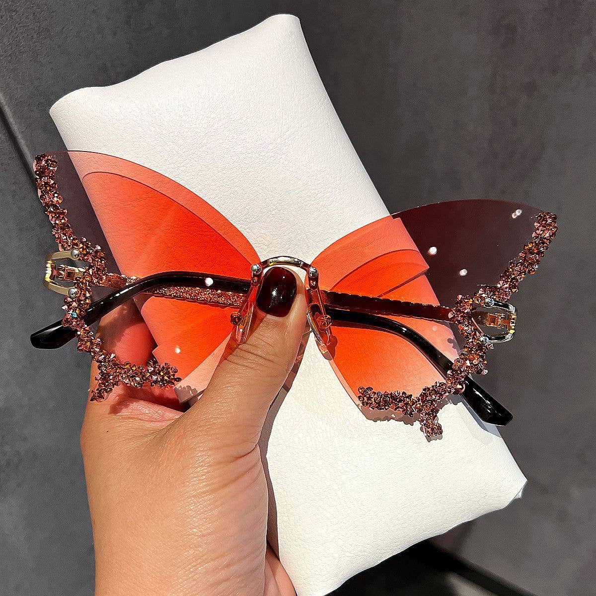 Butterfly Frame Sunglasses with Rhinestones Stylish UV400 Protection
