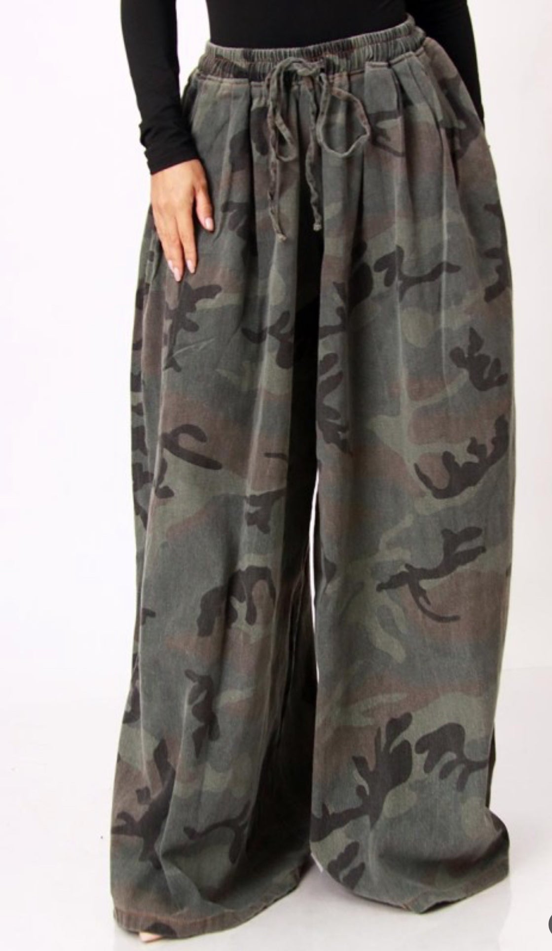 Leah Wide Leg Camo Pants