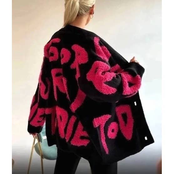 TUFTED LETTERING OVERSIZED CARDIGAN
