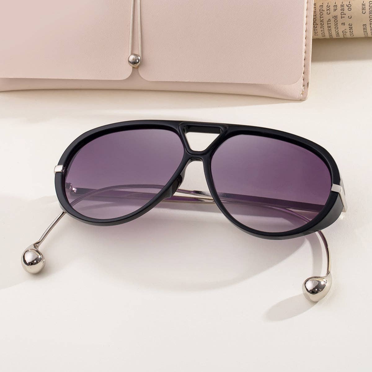 Trendy Pilot Sunglasses for Women & Men UV400 Protection