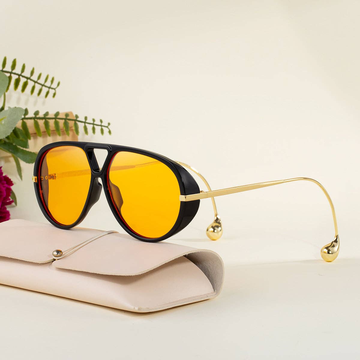 Trendy Pilot Sunglasses for Women & Men UV400 Protection